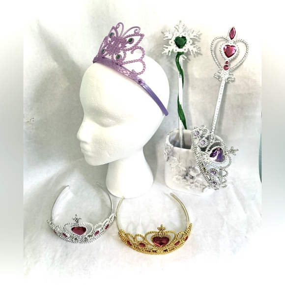 Princess Crowns & Wand Sets - Picture 1 of 16